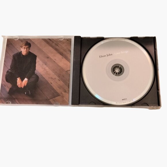 Elton John Love Songs CD Album 1996 15 Tracks MCA Records - Picture 2 of 3